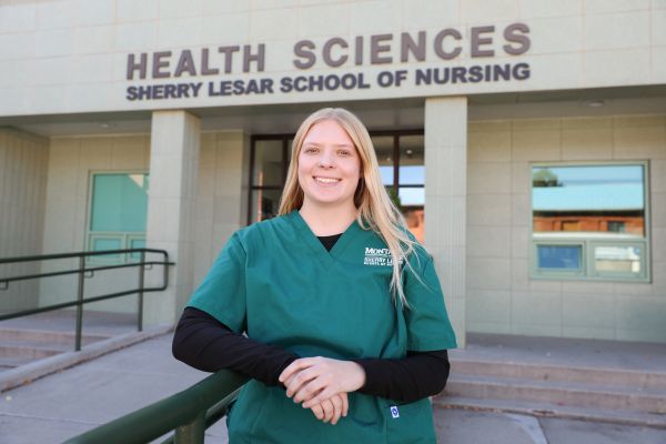 !Maren Ness in scrubs