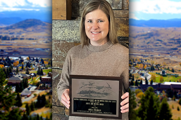 !Angela Stillwagon poses with award